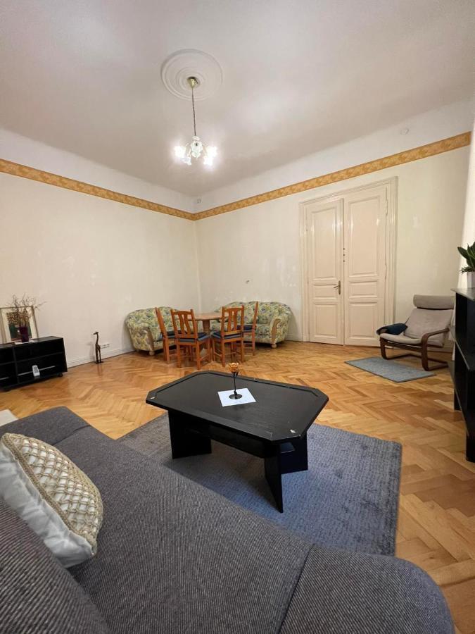Elena Suite Budapest Exteriör bild