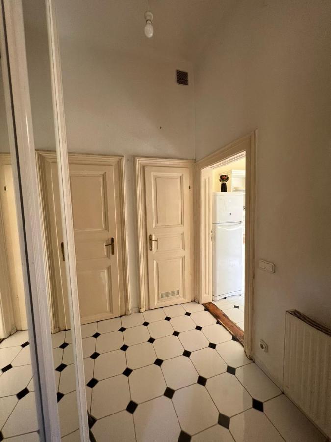 Elena Suite Budapest Exteriör bild