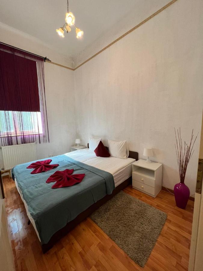 Elena Suite Budapest Exteriör bild