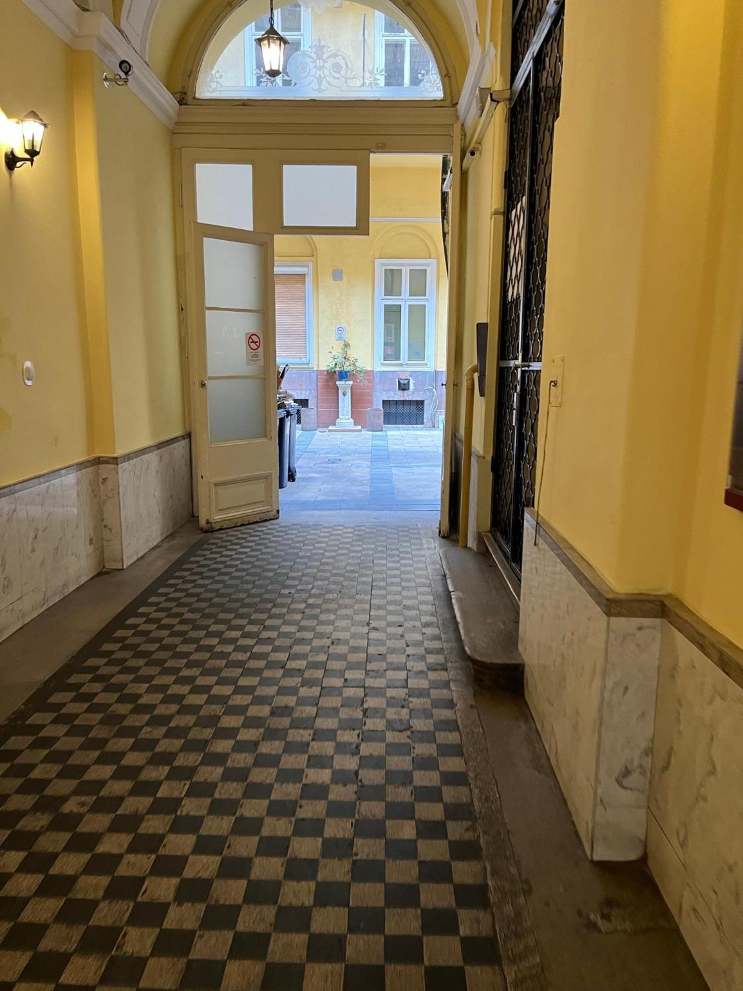Elena Suite Budapest Exteriör bild